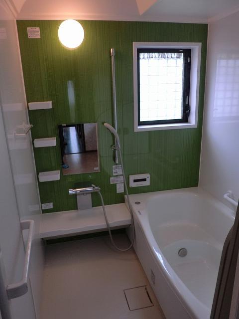 Bathroom. Indoor (06 May 2013) Shooting