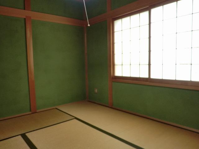 Non-living room. Indoor (06 May 2013) Shooting