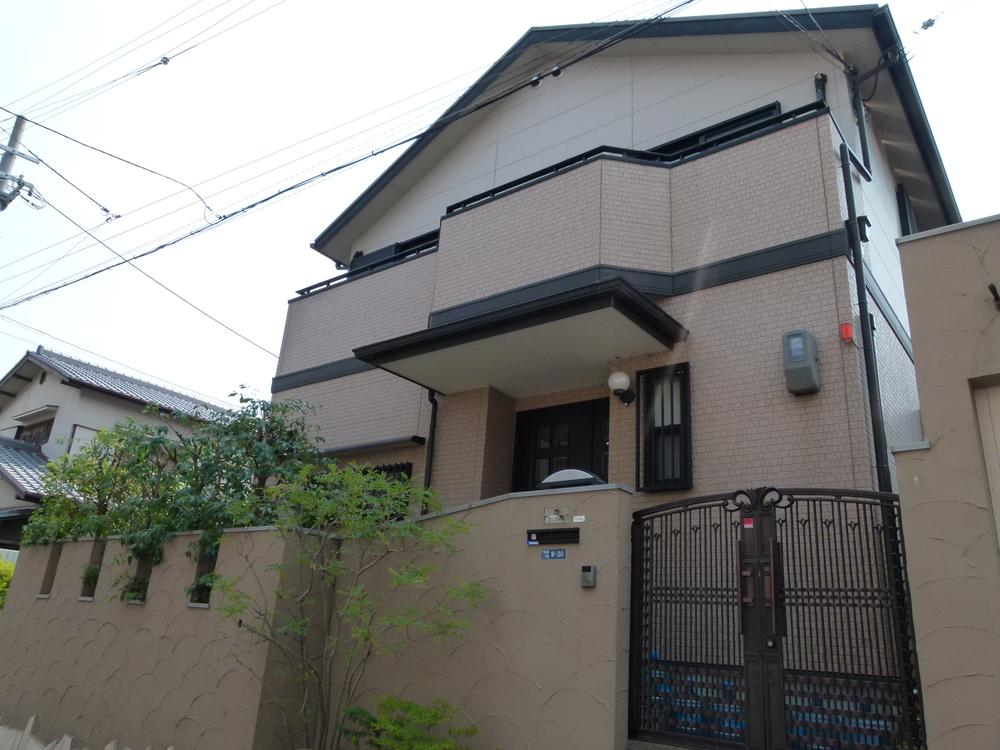 Local appearance photo