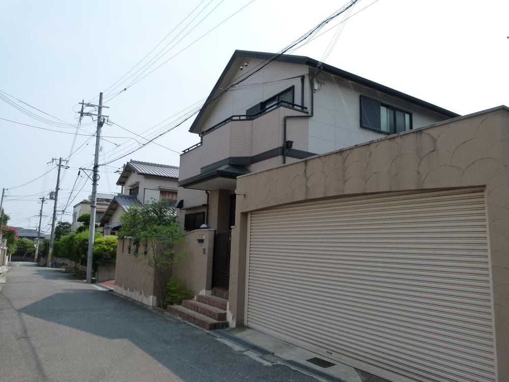 Local appearance photo