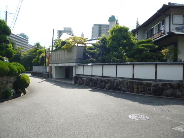 Local appearance photo. local