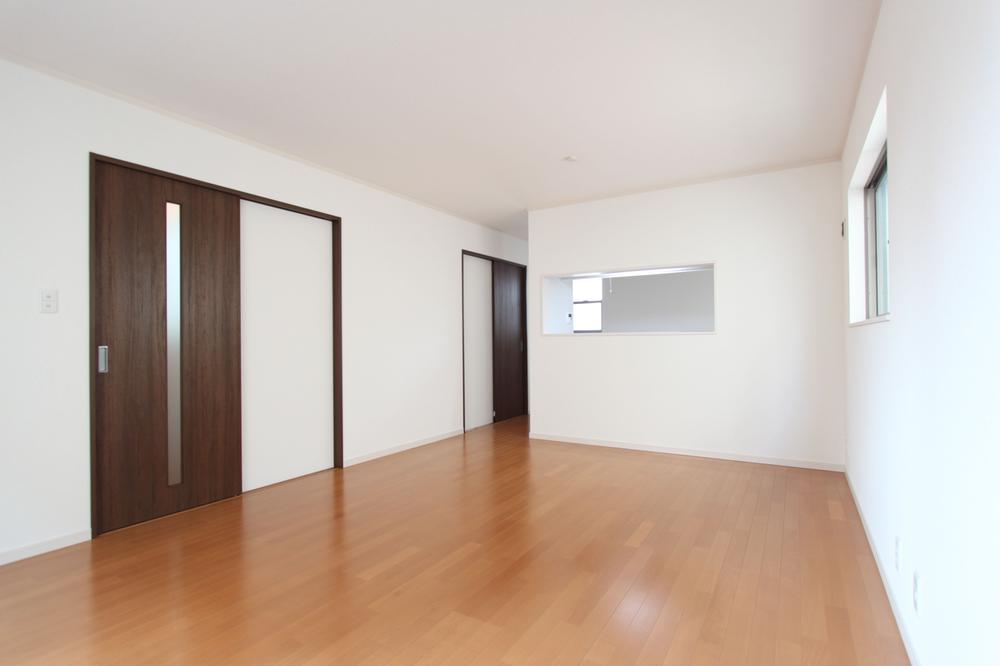 Same specifications photos (living).  ◆ living Same specifications