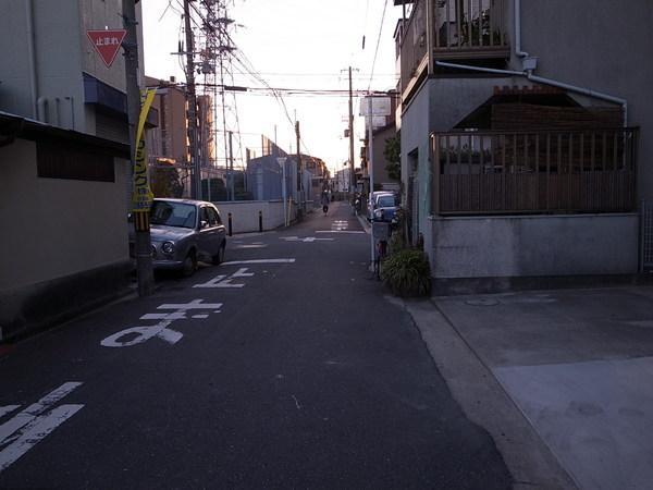 Local photos, including front road. Now start a new life! 