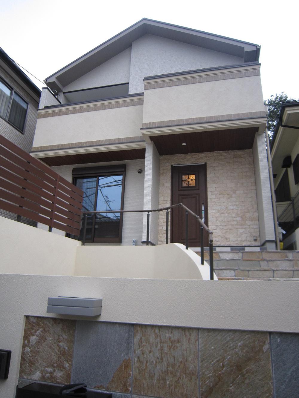 Local appearance photo