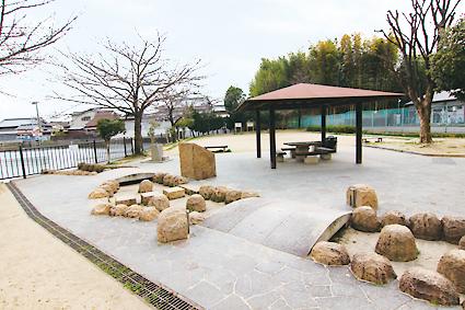 Local appearance photo. Surrounding environment park