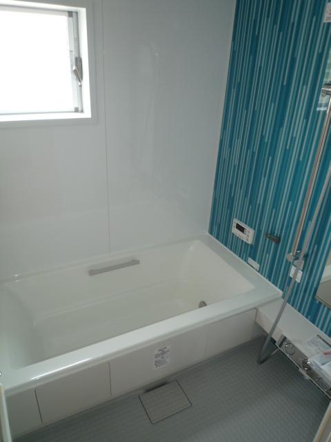 Same specifications photo (bathroom)