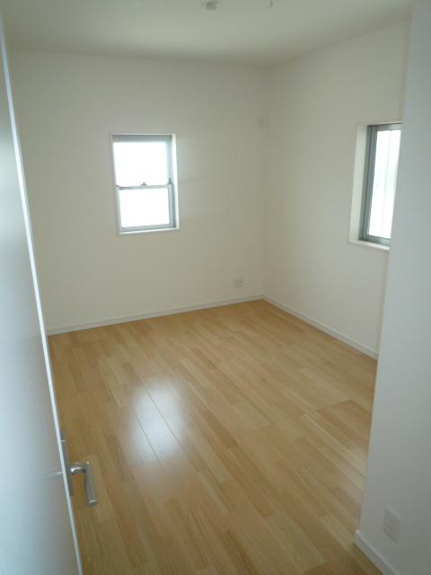 Same specifications photos (Other introspection)