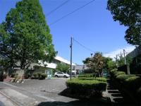 Junior high school. 917m to Suita Municipal Furuedai junior high school