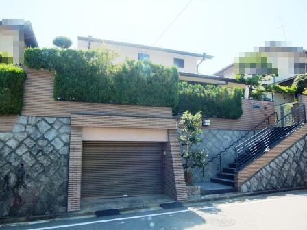 Local appearance photo. Local (10 May 2013) Shooting