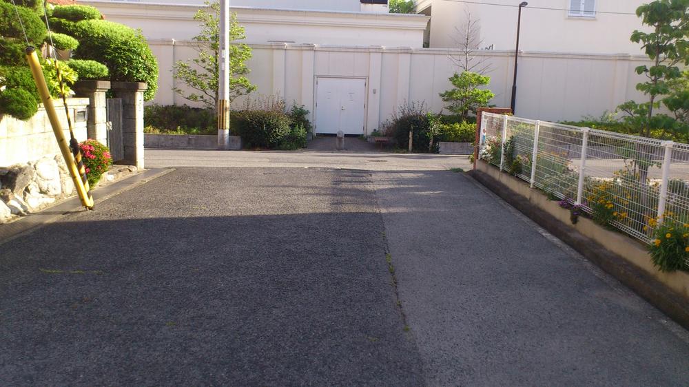 Streets around. Local (July 2013) Shooting