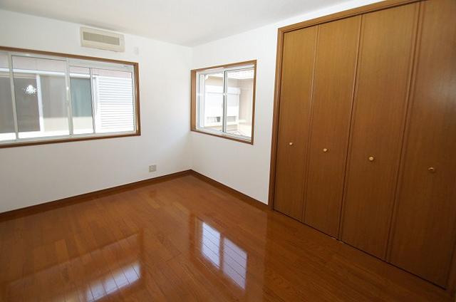 Non-living room. 2 Kaiyoshitsu