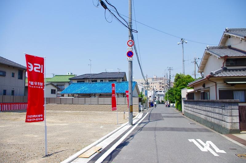 Local photos, including front road. Town birth full of well-equipped open sense of large site and the surrounding environment!