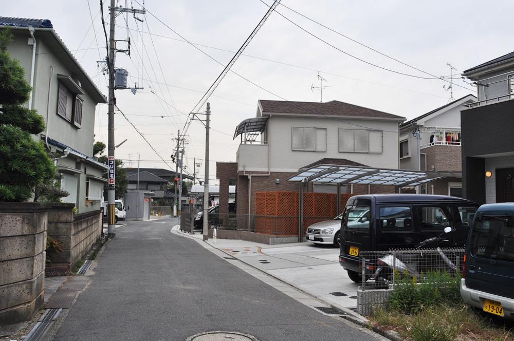 Other local. Because it is located in a quiet residential area, You can feel the peace. A comfortable life in a calm residence. (Shooting on site)