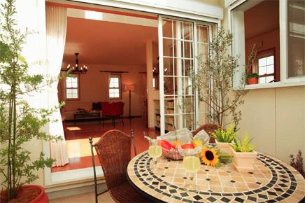 Building plan example (Perth ・ Introspection). living ・ Dining and integrated available terrace space (our example of construction)