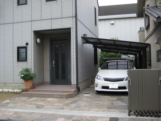 Local appearance photo. Local (May 2012) shooting