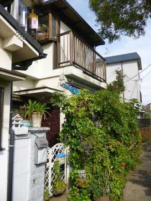 Local appearance photo. Shooting from west. 