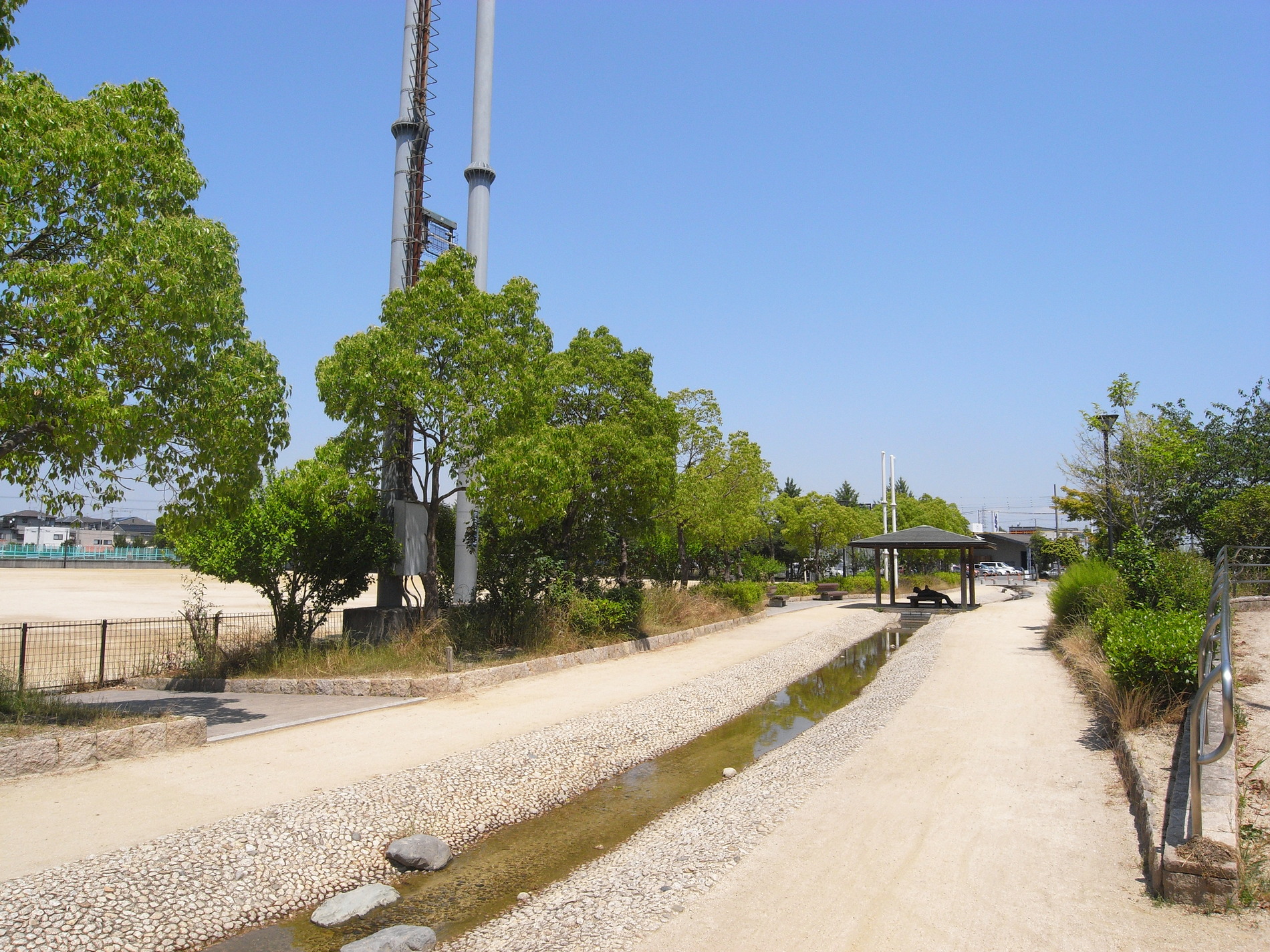 park. Oasis of 1300m citizens to duck park. Located on the back of the city hall Takaishi, After finishing his errand, Little it might be nice to take a breather