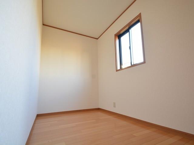 Non-living room. Takatsuki Kamihamuro 3-chome study