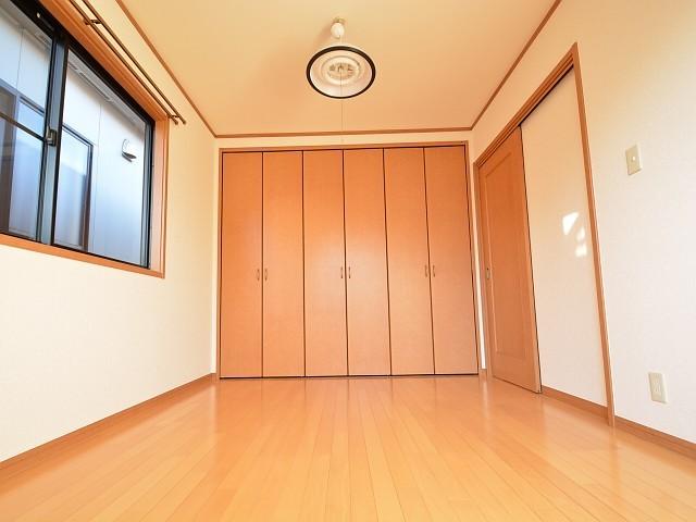 Non-living room. Takatsuki Kamihamuro 3-chome, Western-style