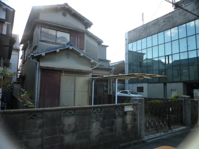 Local land photo. Local (12 May 2013) Shooting