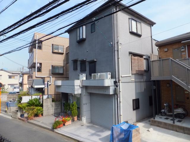 Local appearance photo