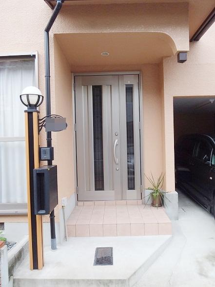 Entrance. Local (September 2013) Shooting