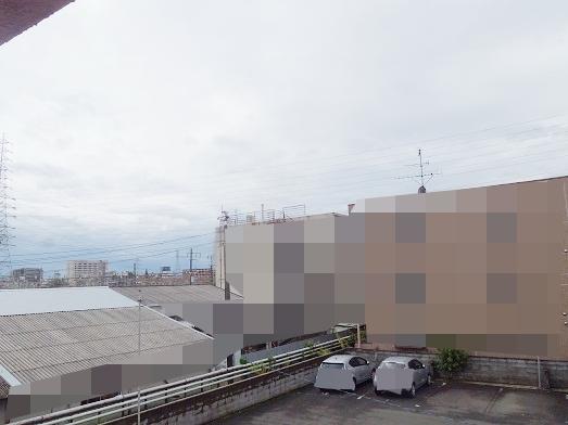 View photos from the dwelling unit. View from local (September 2013) Shooting