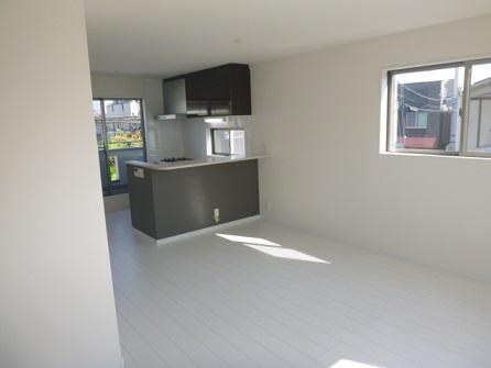 Living. LDK about 15.3 Pledge: realize a wide space that is integrated with the kitchen floor heating is in two places ◎