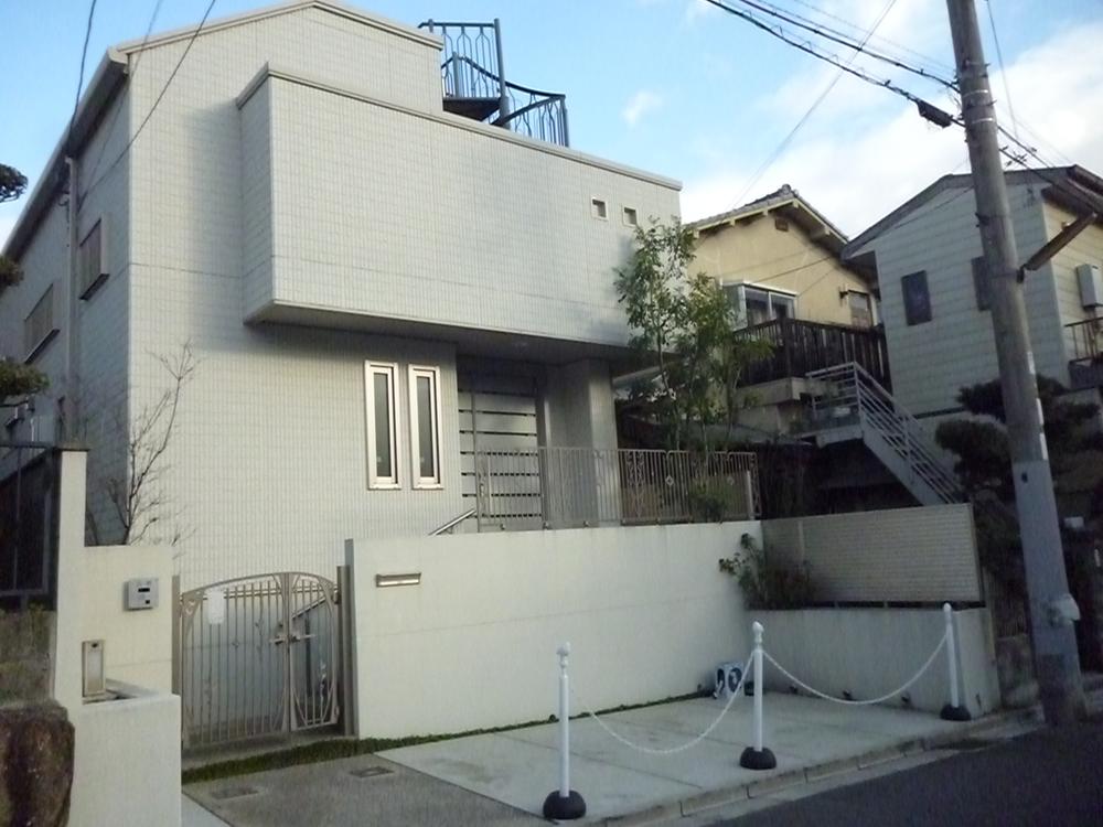 Local appearance photo