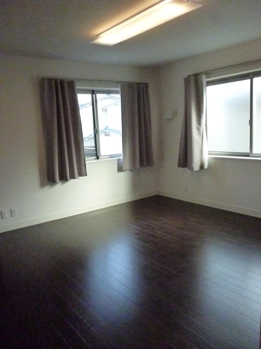 Non-living room. Master bedroom