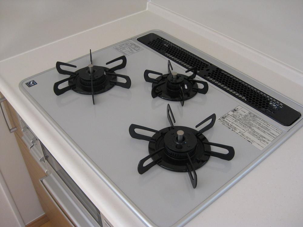 Construction ・ Construction method ・ specification. Local photos (stove)