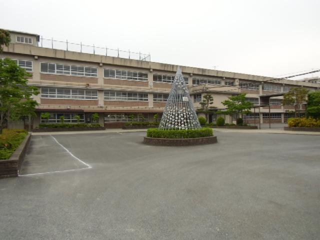 Junior high school. 1436m to Takatsuki municipal second junior high school