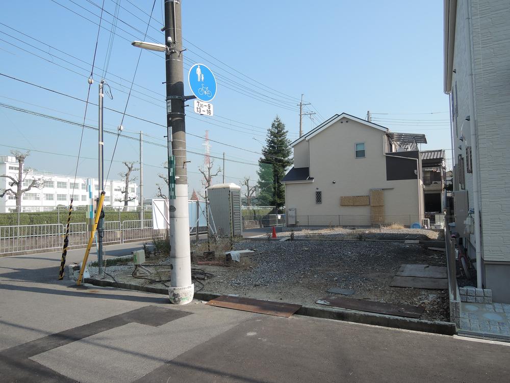 Local land photo. Local (11 May 2013) Shooting