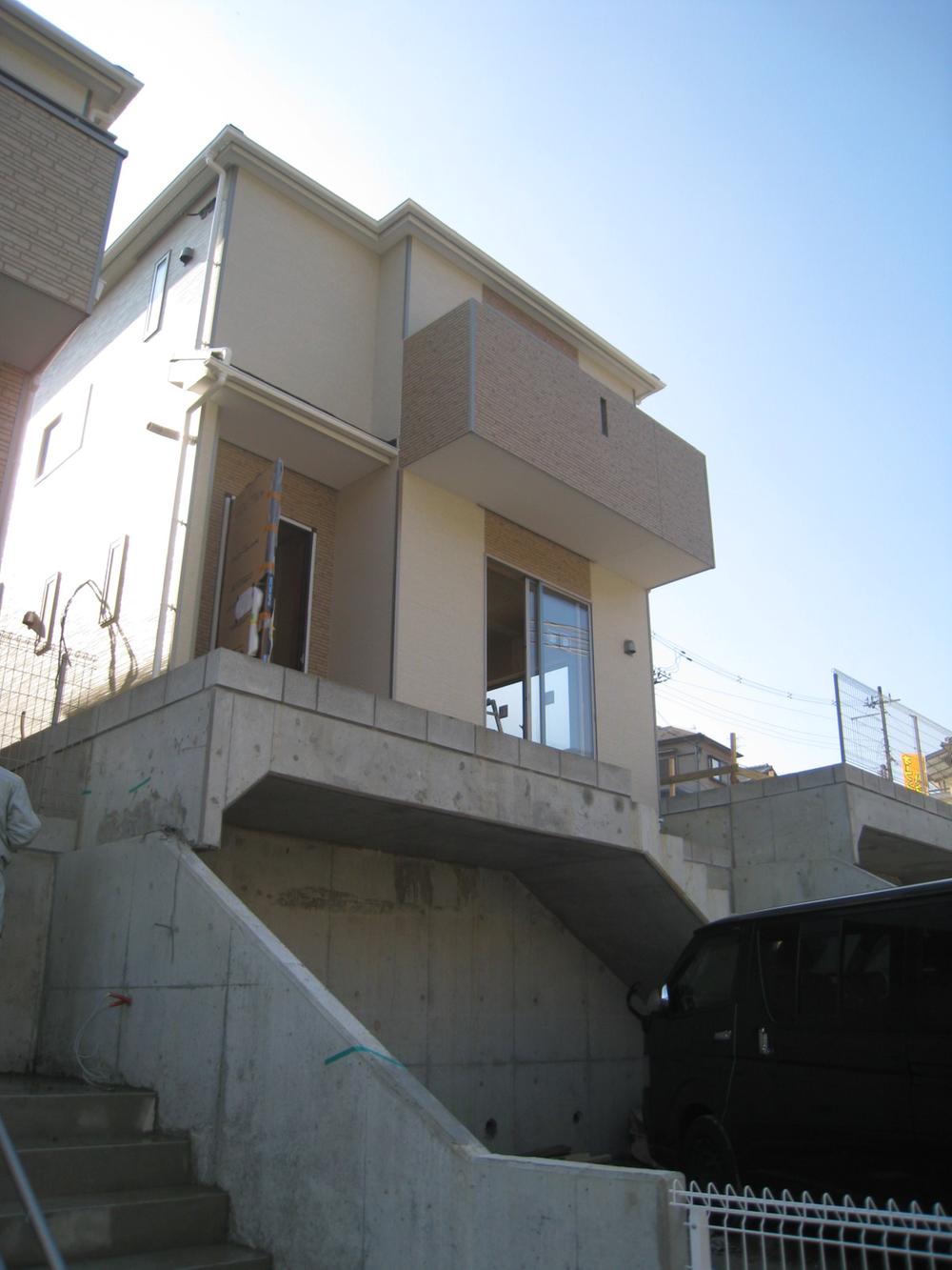 Local appearance photo. Local (12 May 2013) Shooting