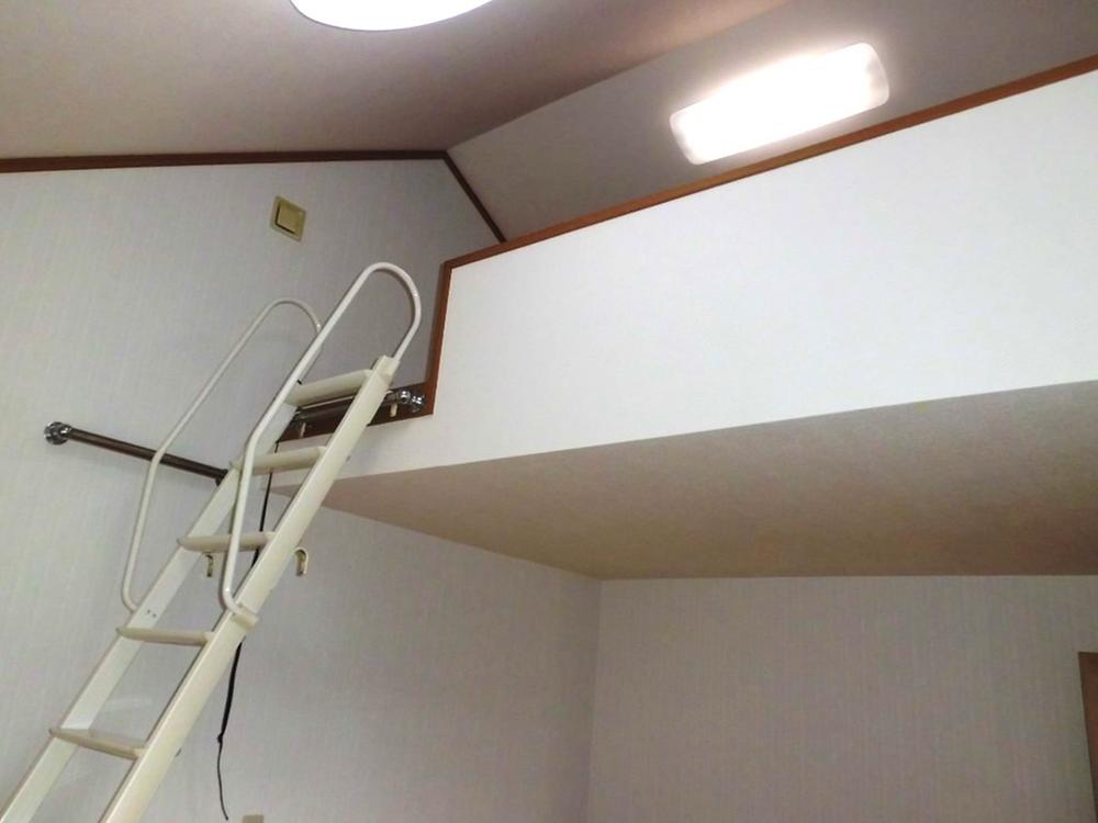 Non-living room. Indoor (10 May 2013) Shooting