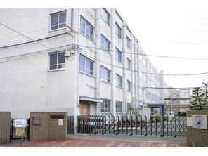 Junior high school. 678m to Takatsuki Municipal sixth junior high school