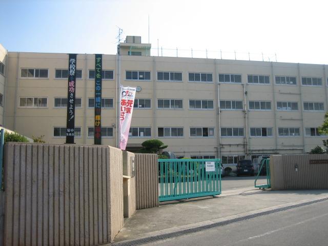 Junior high school. 1468m to Takatsuki Tatsukanmuri junior high school