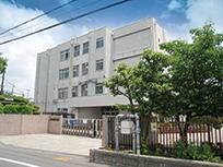 Primary school. 871m to Takatsuki Municipal Nyoze Elementary School