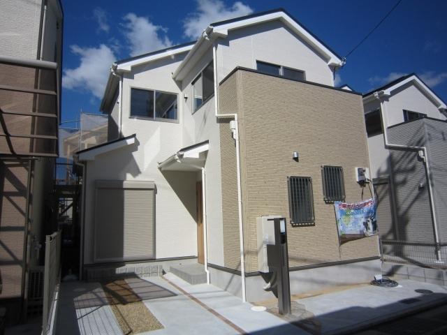 Local appearance photo. It was taken by local