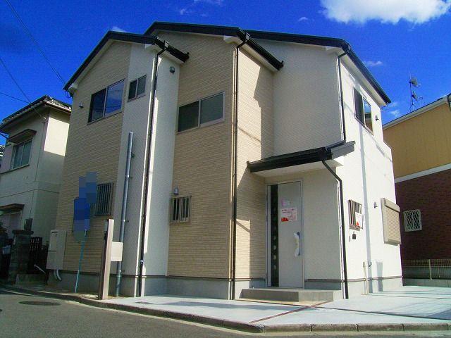 Model house photo. Model house is located in close!