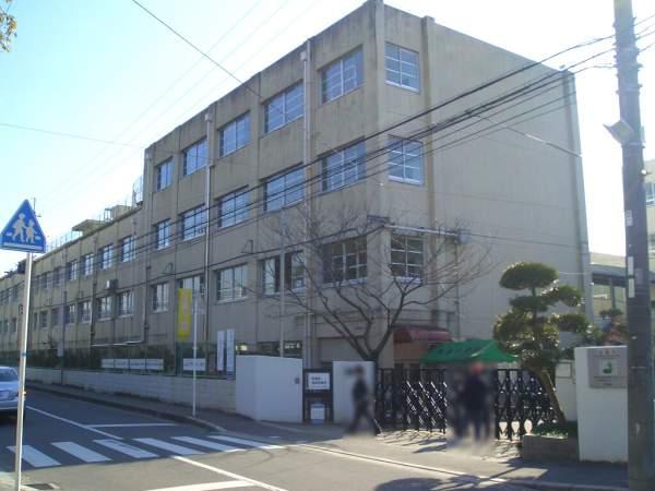 Primary school. Up to about 1310m Shimizu elementary school to Shimizu Elementary School 1310m