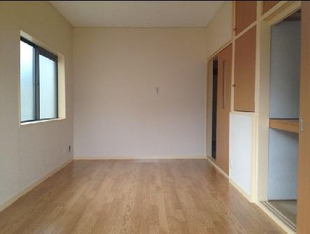 Non-living room. 3 floor is about 9 Pledge of Western-style! Thank dihedral Aya light! With closet 2 places! Joinery is adjusted! 