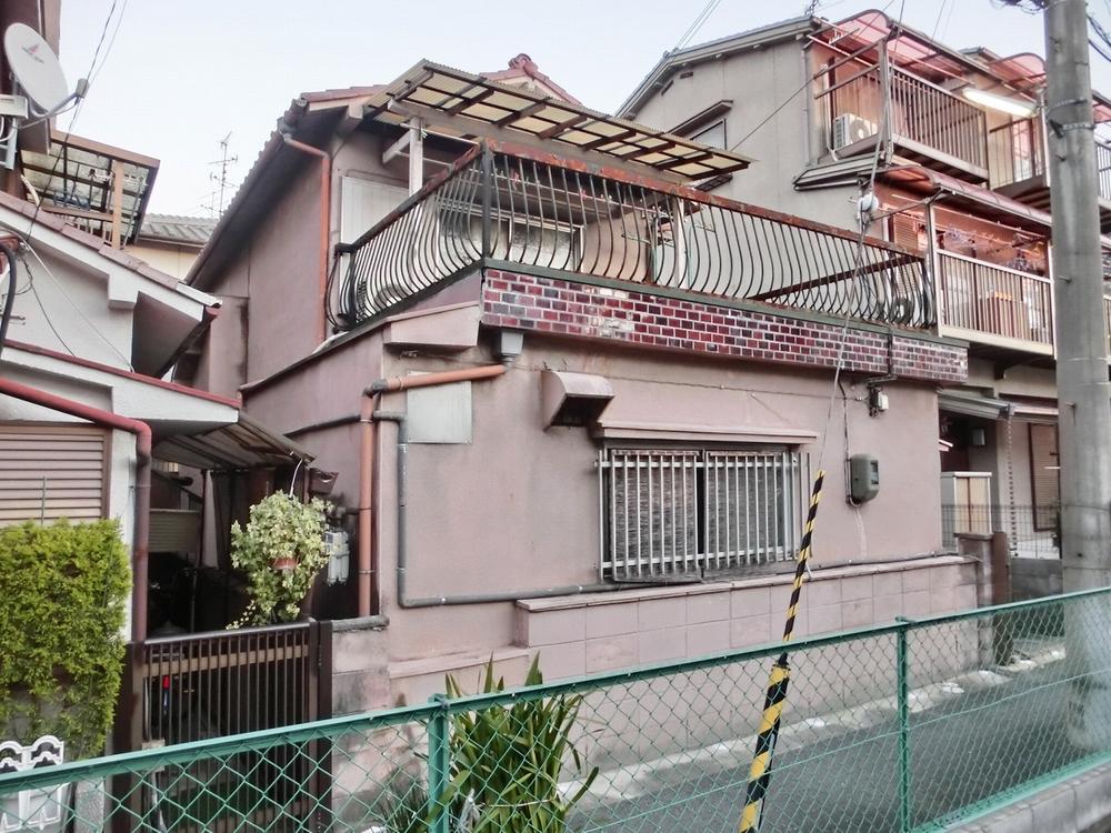 Local appearance photo