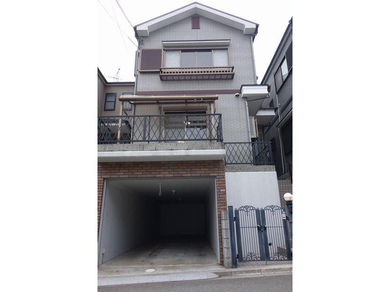 Local appearance photo. Property appearance photo