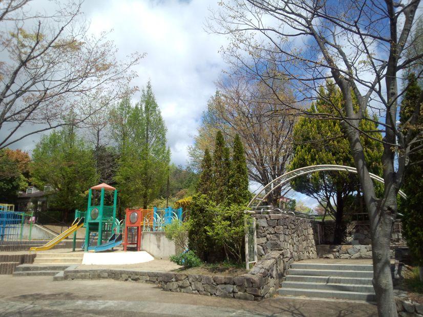 park. 1689m to the pond park above