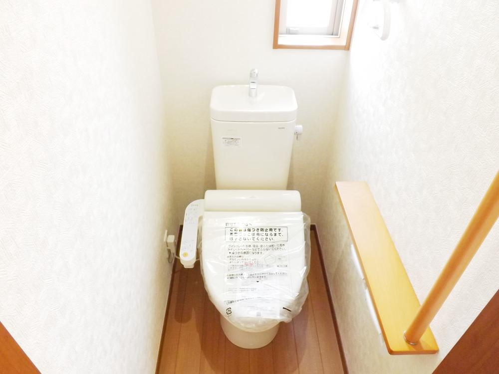 Other Equipment. Same specifications photos (toilet) comfortable, Energy saving, Washlet of cleaning Ease specification!