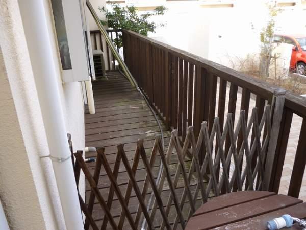 Other local. 1 Kaihigashi wood deck