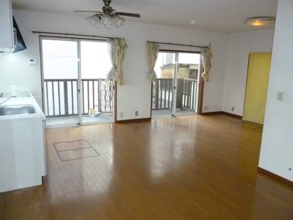 Living. Living there for more than 20 Pledge