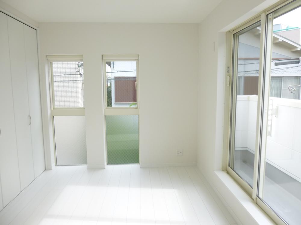 Non-living room. 2 Kaiyoshitsu