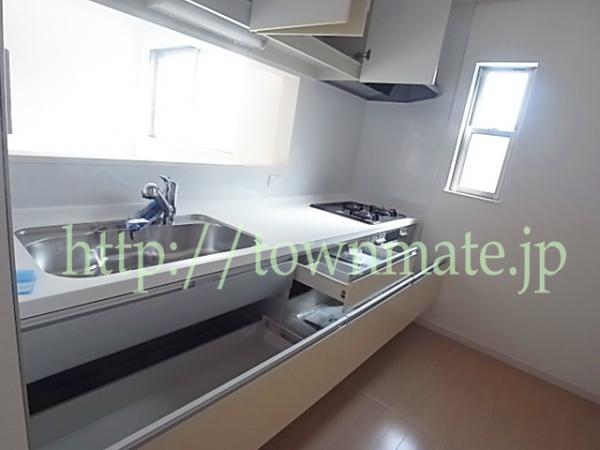 Same specifications photo (kitchen). Storage space enhance system Kitchen